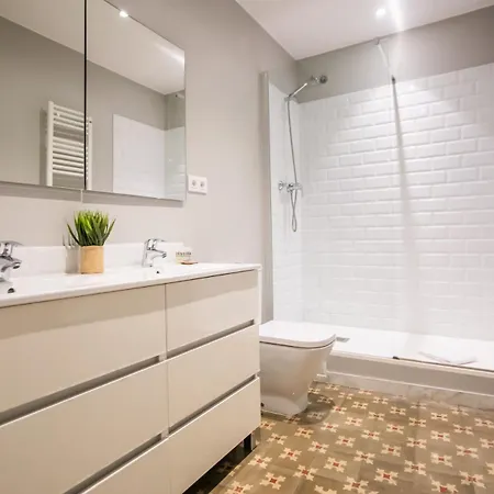 E1mal1079- Fantastic 2br Flat In The Center Apartament *